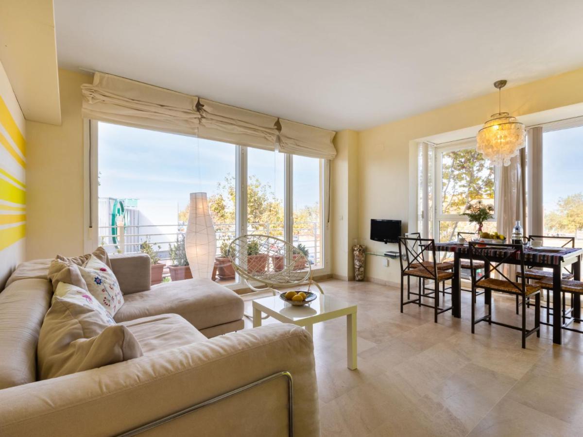 Apartment Carnaval By Interhome Isla Cristina Eksteriør billede